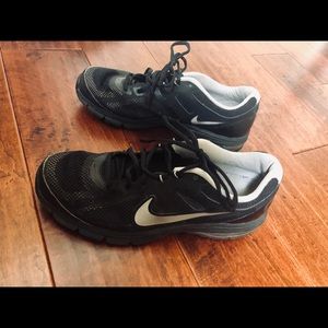 Nike Air Max Defy RN Men’s 11